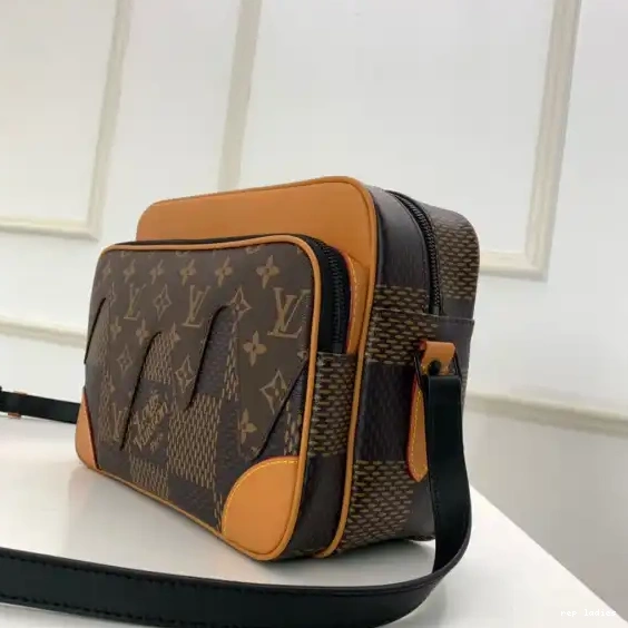 Fake Louis Bags VUITTON AMAZONE LOUIS MESSENGER NANO 0501